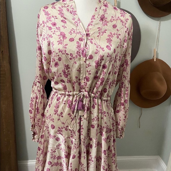 NWT AAKAA FLORAL DRESS MEDIUM - Picture 7 of 7